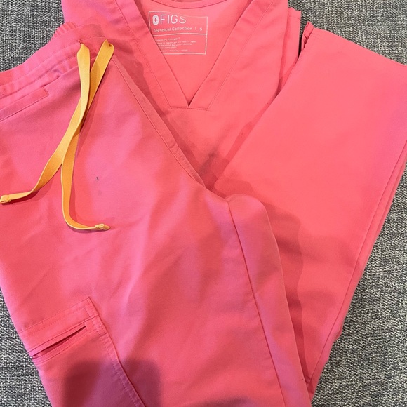 Figs Pink One Piece Athletic Wear - Picture 2 of 4